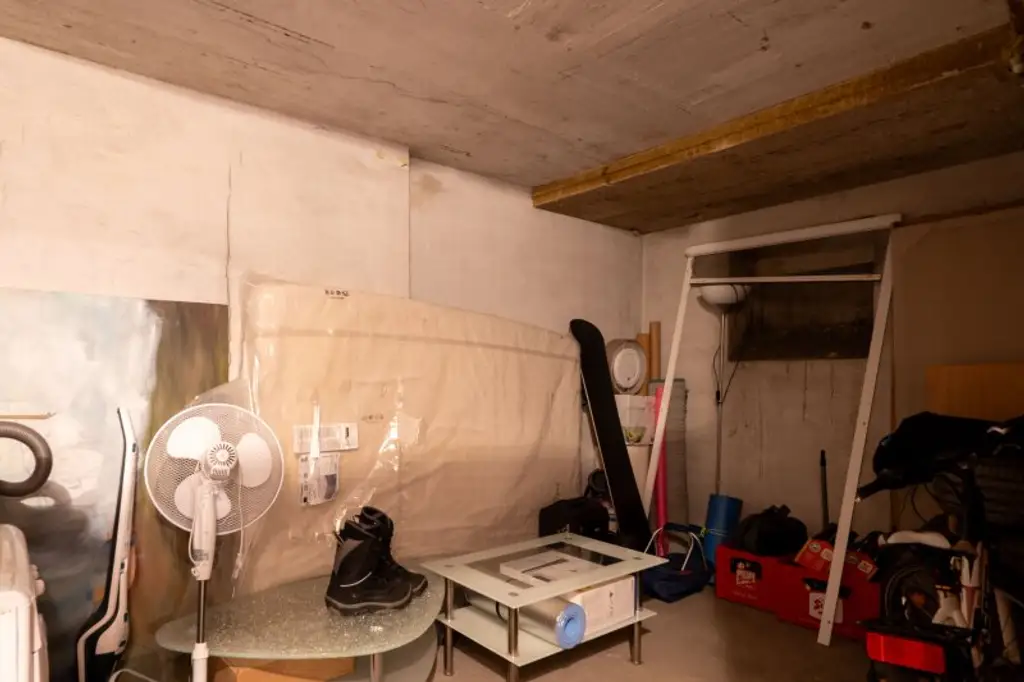 Stilvolle 4-Zimmer Wohnung mit Balkon im Herzen von Linz zu kaufen - Nähe Kapuzinerkirche