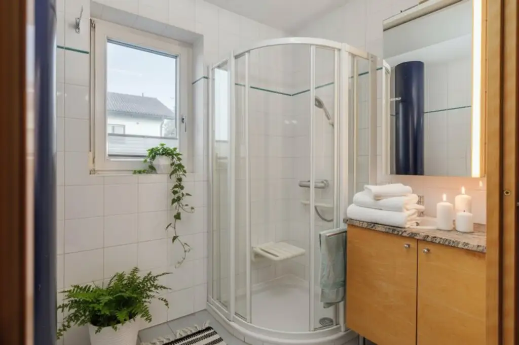 Ökologisches Traumhaus mit Garten und begehbarer Dachterasse