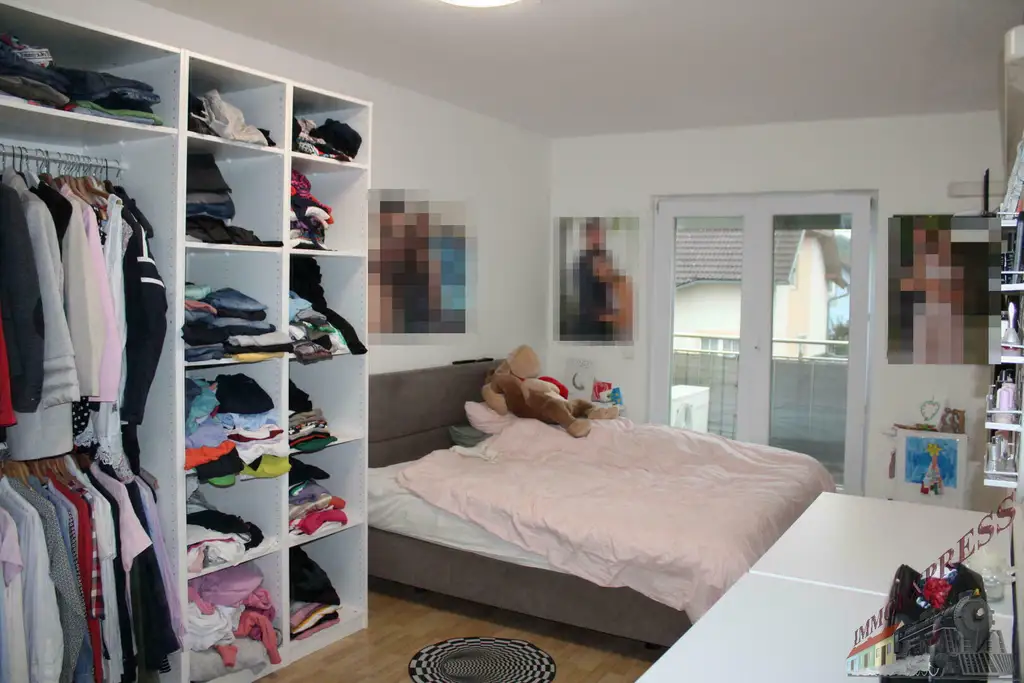 Sehr gut gelegenes Eckreihenhaus mit Garage, Garten & Pool sowie Infrarotkabine im Keller