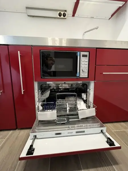 Traumhafte 2-Zimmer Wohnung mit 2 Balkonen in Mödling - Perfekt saniert und ideal gelegen!