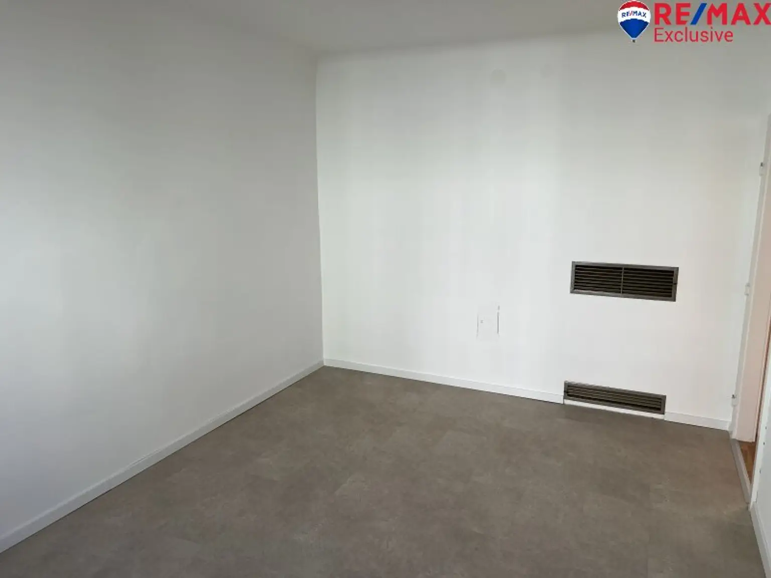 Moderne 2-Zimmer-Wohnung mit Balkon in Wiener Neustadt – Erstbezug nach Sanierung!