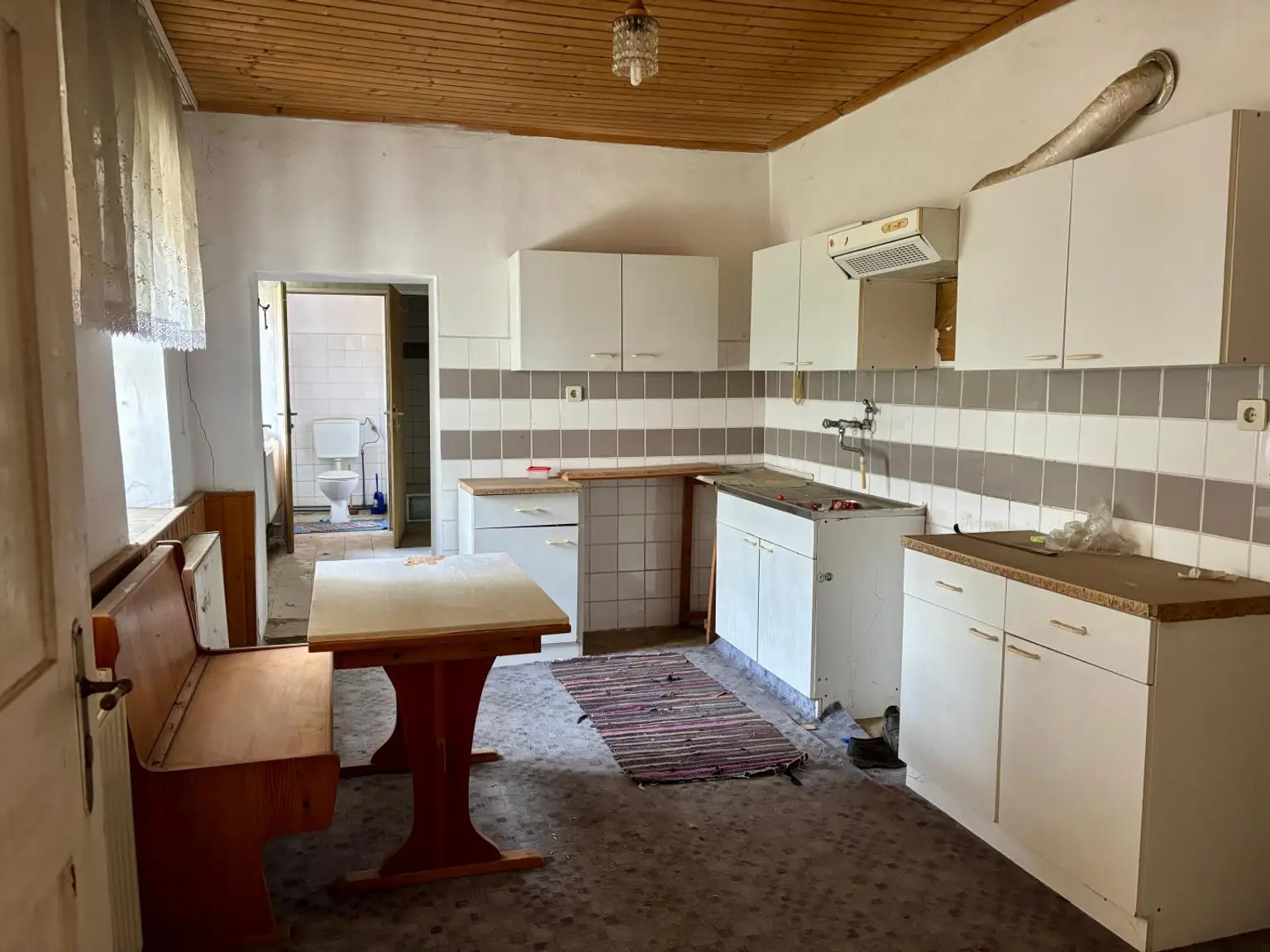 Schönes Grundstück mit Haus im Kurort Bad Pirawarth!