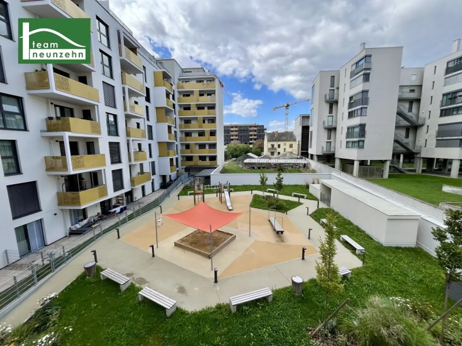 Küche und Tiefgaragenplatz inkludiert! Herrliche Neubau-Erstbezugswohnung zwischen An der Schanze und dem Kirschblütenpark