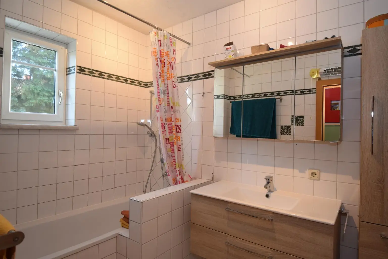 Badezimmer mit Badewanne