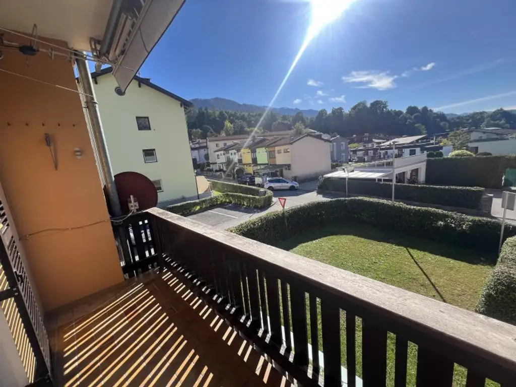 VOLDERS - Sonnige 3 Zi.-Wohnung mit Balkon und eigenem Gartenanteil zur Vermietung