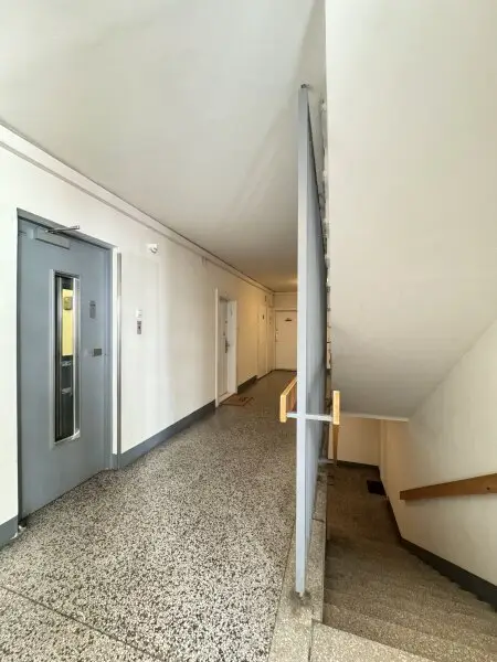 Eleganz am Schwedenplatz – Maßgeschneiderter Wohntraum mit Blick auf die Stadt