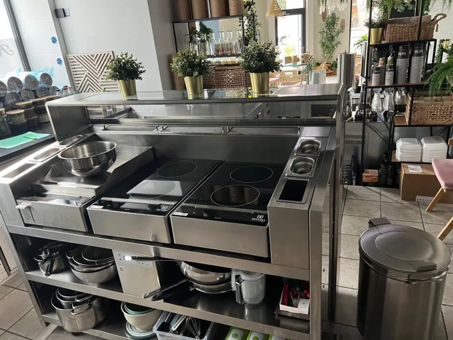 Voll ausgestattetes Gastroloka in Top-Lage beim AKH – sofort betriebsbereit!