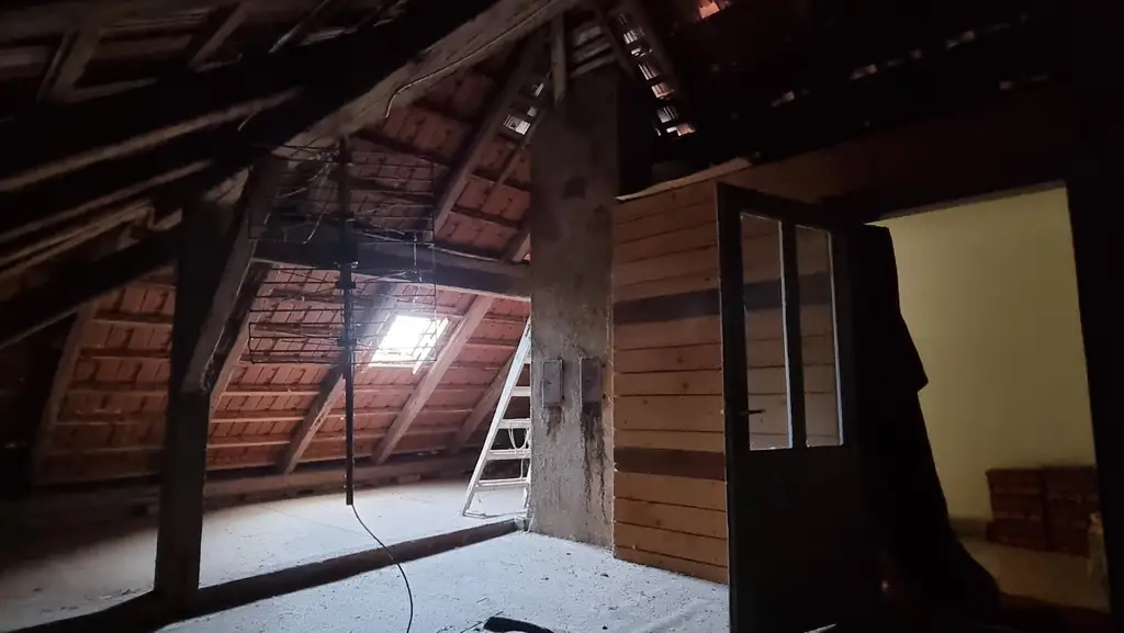 Einfamilienhaus mit großem Grundstück in idyllischer Ruhelage