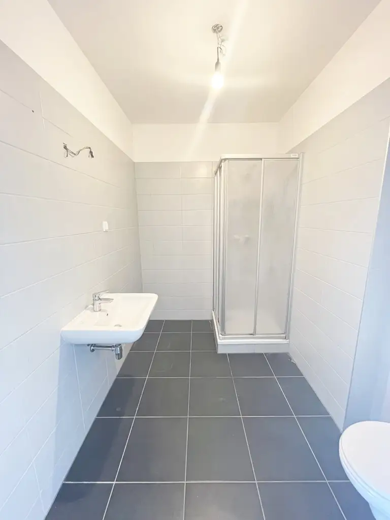 Moderne 2-Zimmer-Wohnung mit Balkon, hochwertige Ausstattung