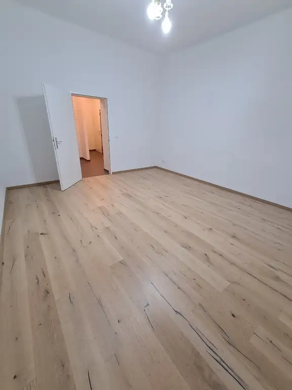Schlafzimmer I