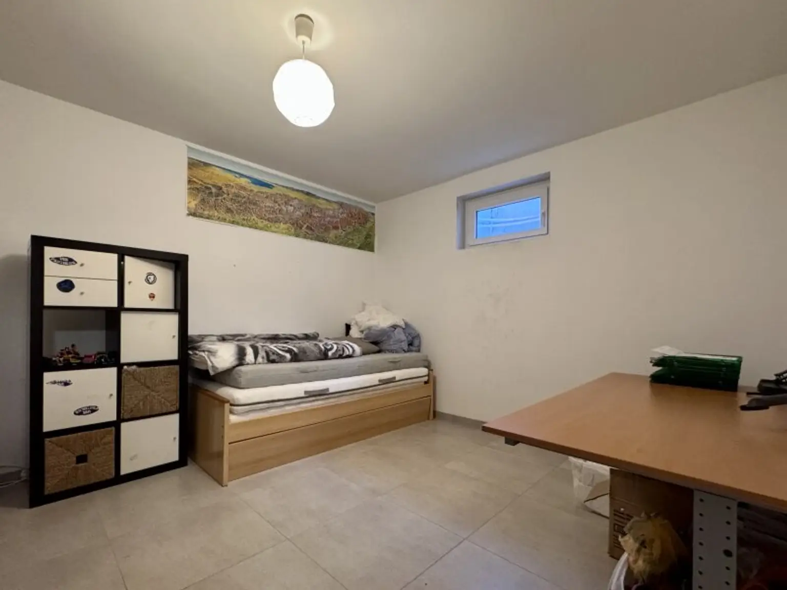 Modernes Familienhaus (2019) mit 6 Zimmern, Wohnkeller, Dachterrasse, Garten und 2 Stellplätzen