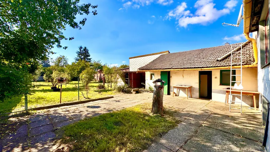 Kleines Haus zum Sanieren