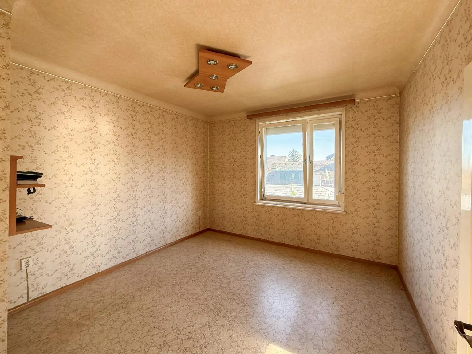 Wunderschönes Grundstück / Ausbaumöglichkeiten des Hauses / Lainzer Tiergarten