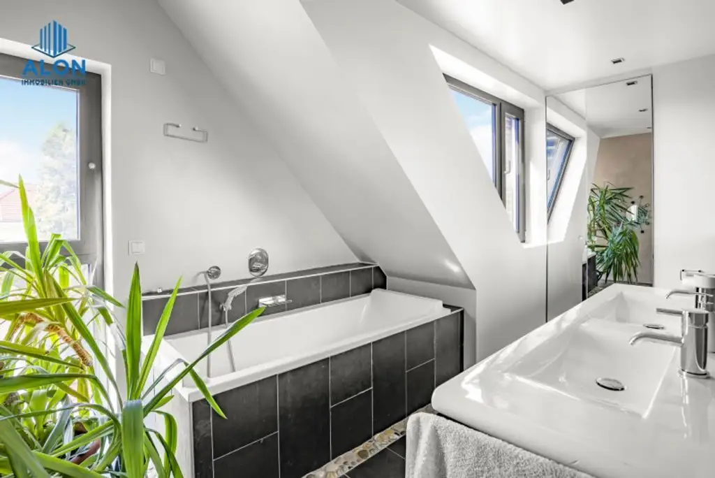 Wunderschöne 4-Zimmer DG-Wohnung mit 2 Terrassen | Garage optional mietbar | Klimaanlage | Nähe Augarten/Taborstraße