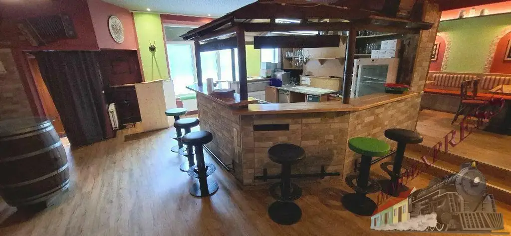 Leistbare Selbstständigkeit - Tanzcafé - Kaffeebar- mit Freifläche - viele Möglichkeiten