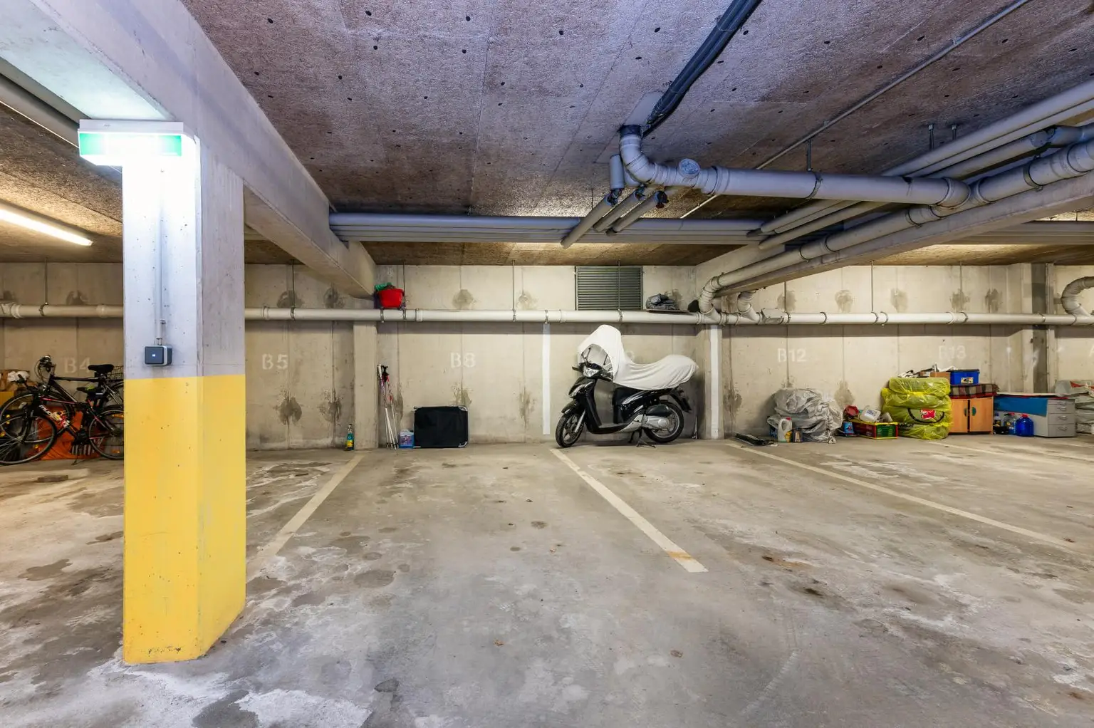 Tiefgaragenabstellplatz