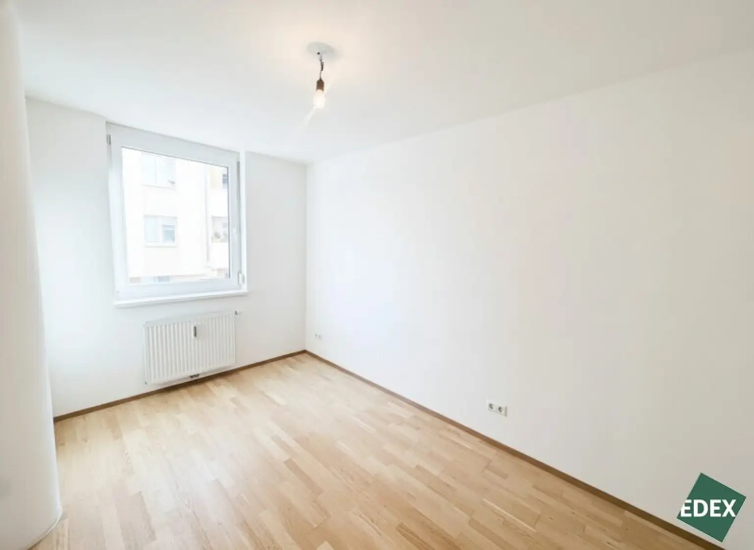 3-Zimmer-Neubau mit Loggia direkt bei der Donau