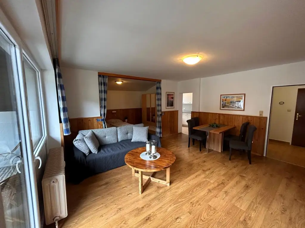 Charmante Ferienwohnung mit Zweitwohnsitzwidmung – in bester Lage von Kaprun