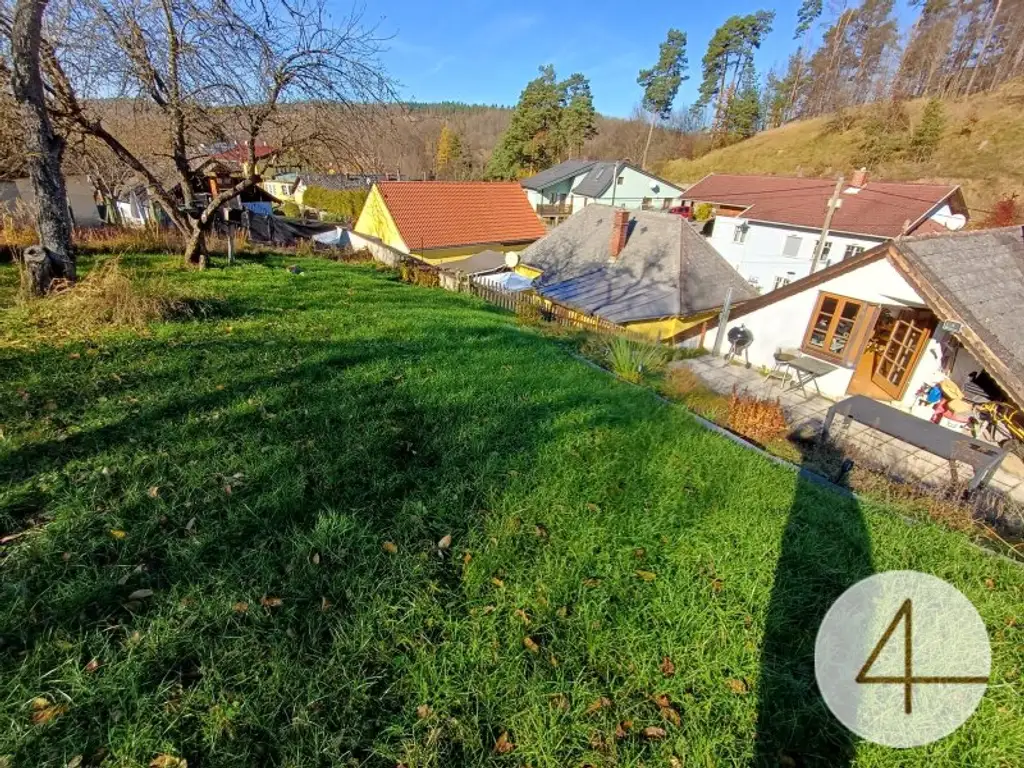 super süsses Stadthaus ca.120m² plus Stadel in absoluter Ruhelage