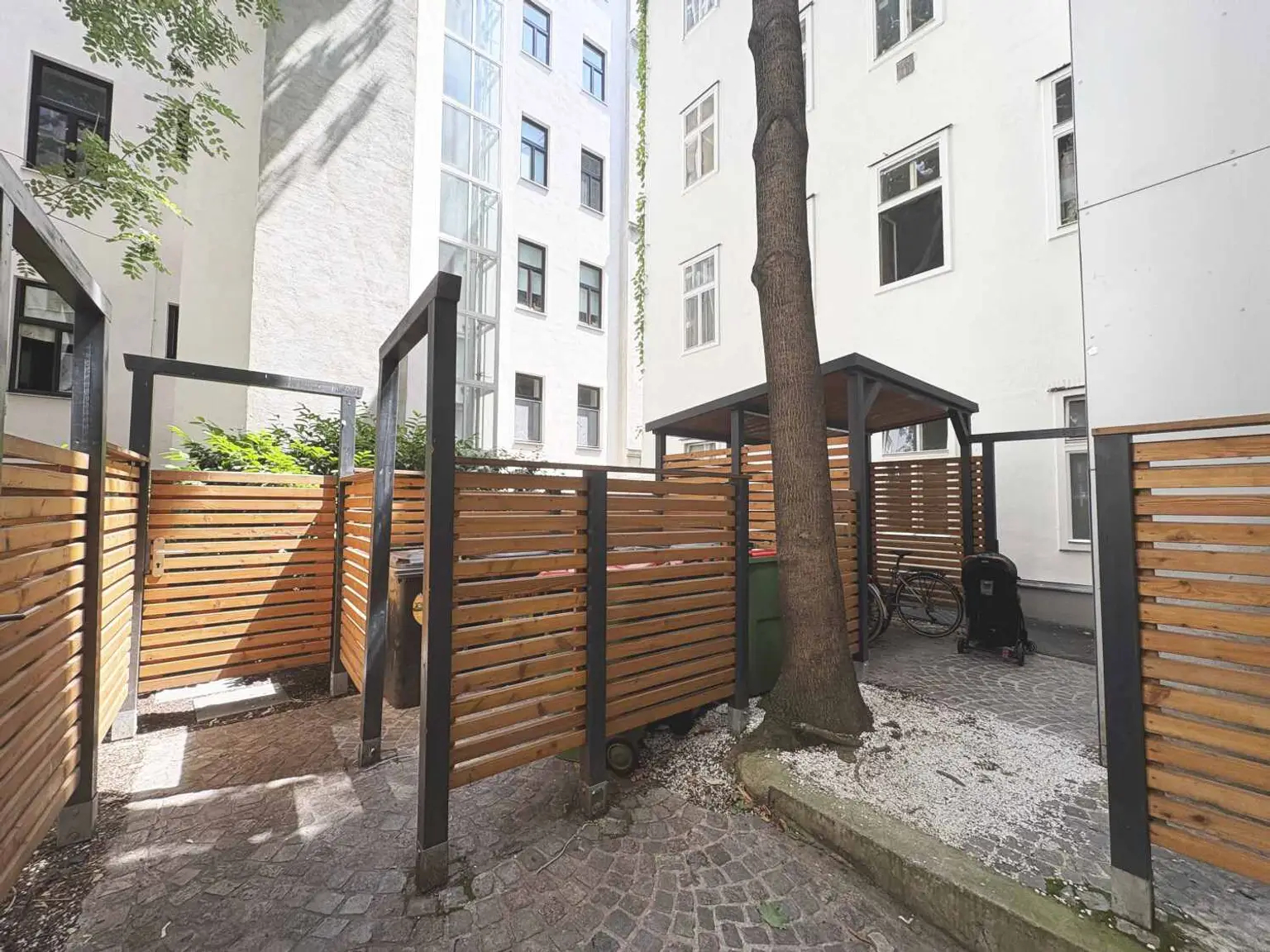 Gemütliche 2-Zimmer-Wohnung -
Parkblick - Nähe Altes AKH!