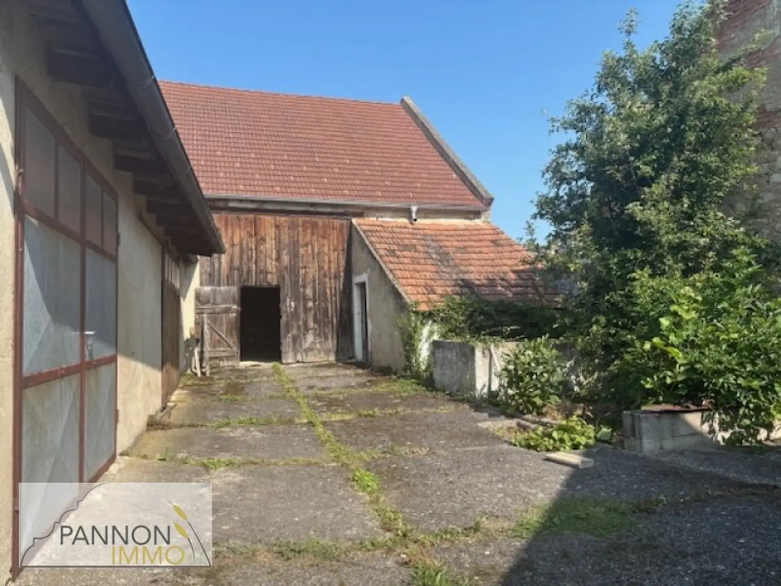 Breitenbrunn - großes Bauernhaus mit 3 Wohneinheiten und Sandsteinstadl