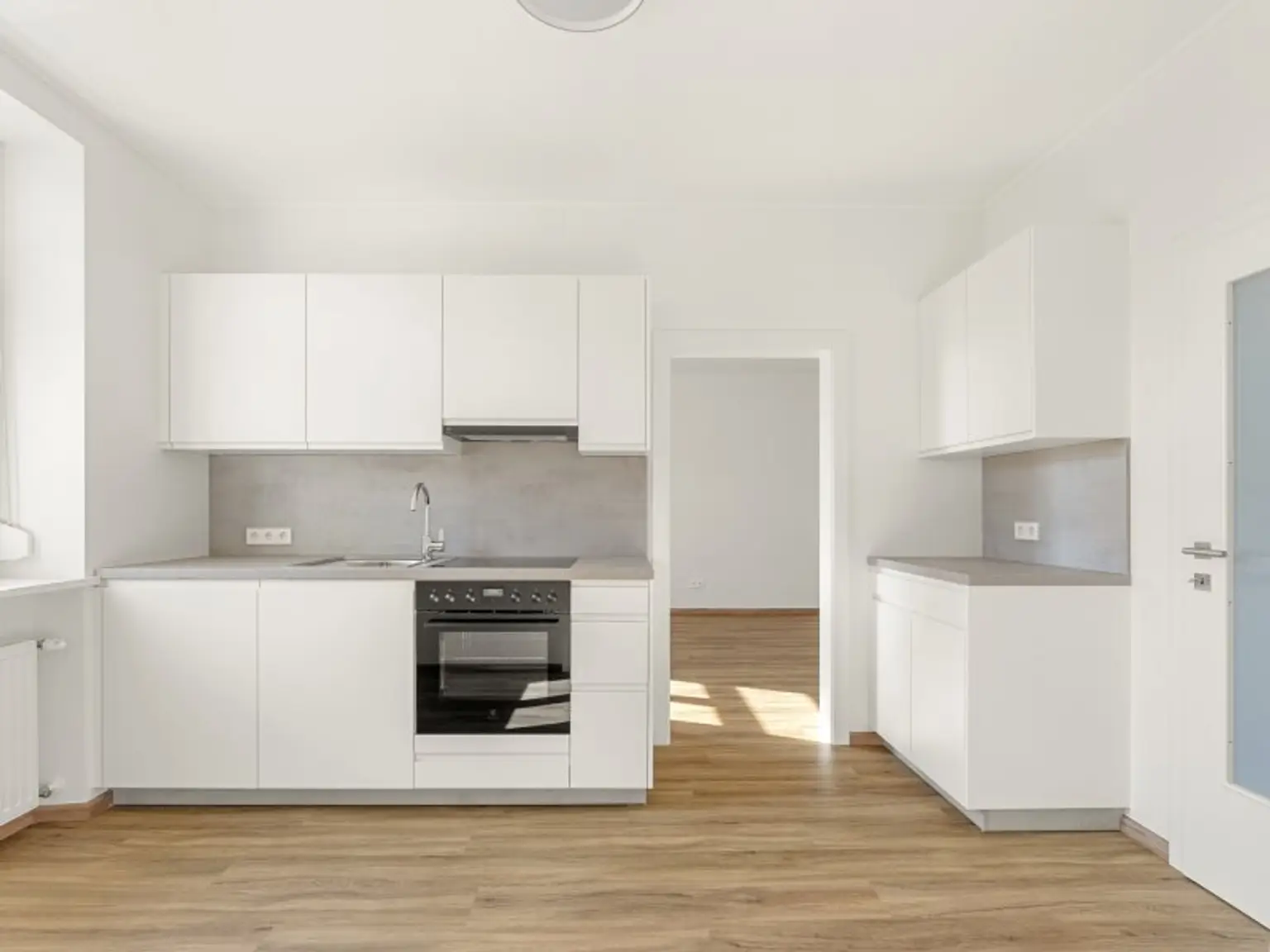 Traumhafte und kernsanierte 1,5 Zimmer Wohnung mit Parkplatz in Klagenfurt - Billrothstraße