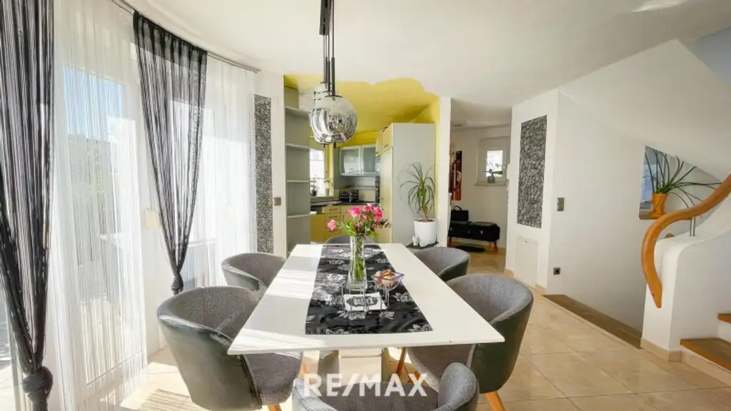 Absolute Ruhelage/Haus mit wunderschönem Garten!