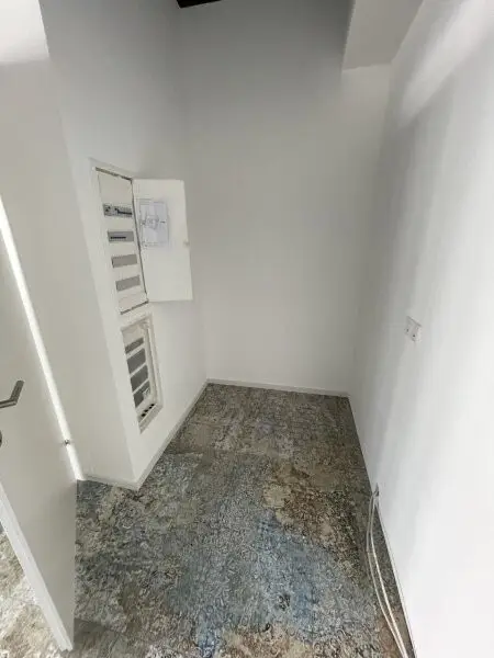 "GRÖDIG - Kleines modernes CAFE/BISTRO sucht neuen Pächter"