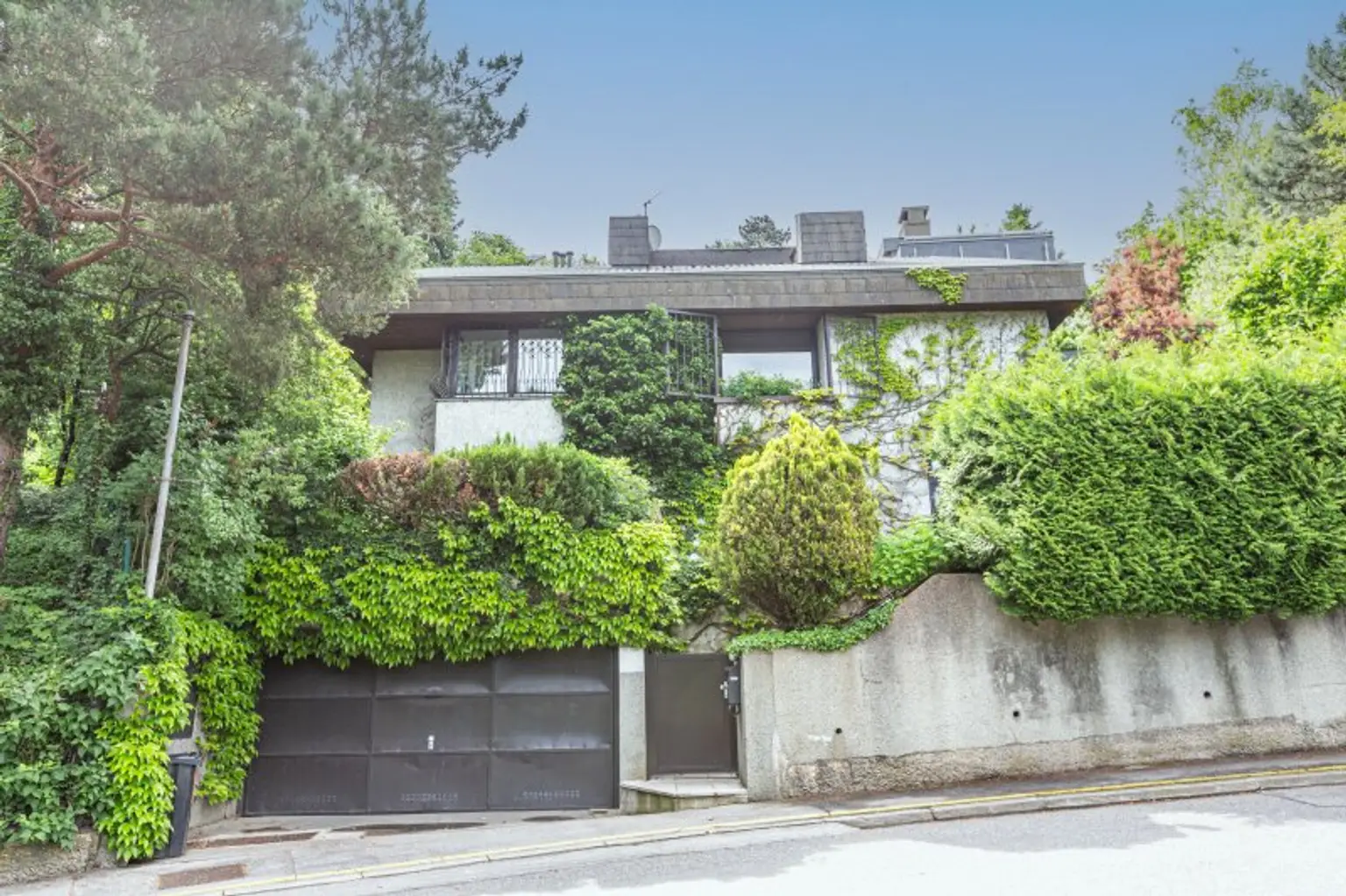 Architektenhaus mit Fernsicht in traumhafter Waldrandlage