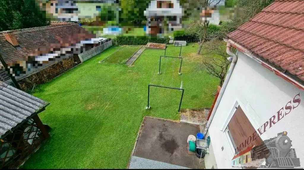 Ein-/ Zweifamilienhaus auf 1.490 m² mit Einliegerwohnung und Garage - Sackgasse