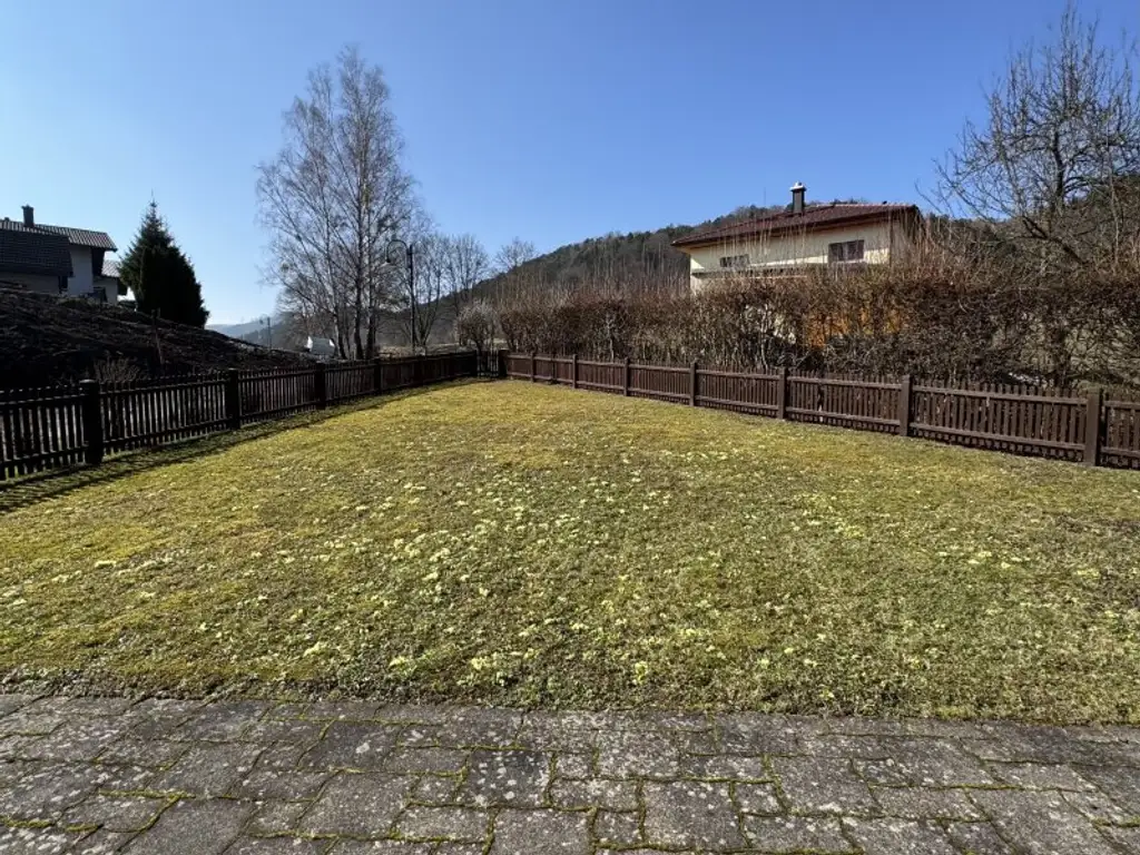 4-Zimmer-Familienhaus mit viel Platz für die ganze Familie, Garten & Garage