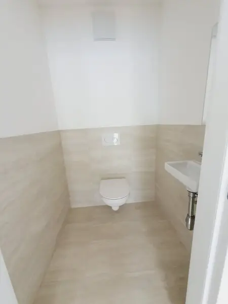 ERSTBEZUG - Sonnige Dachmaisonette mit 45m² Terrasse beim Hoffmann Platz