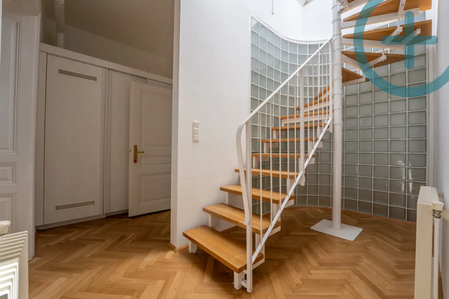Penthouse-Etage mit XXL Terrasse