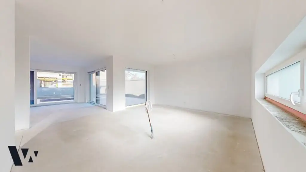 BELAGSFERTIGES DESIGNERHAUS MIT GARTEN & POOL IN STRASSHOF