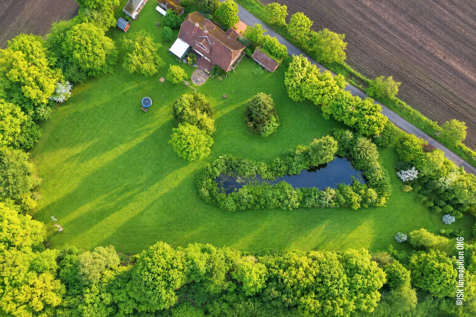 Grundstück