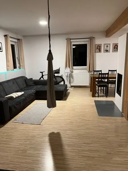 +Einzigartiges Einfamilienhaus mit Nebengebäude in Enzesfeld-Lindabrunn+