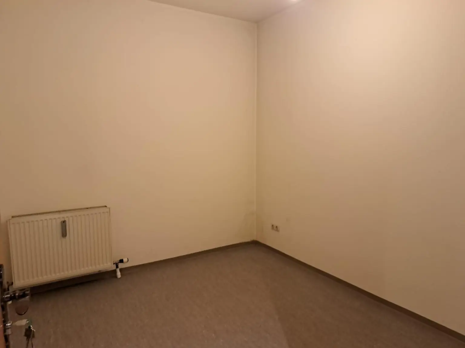 Souterrainwohnung in gepflegter Wohnanlage