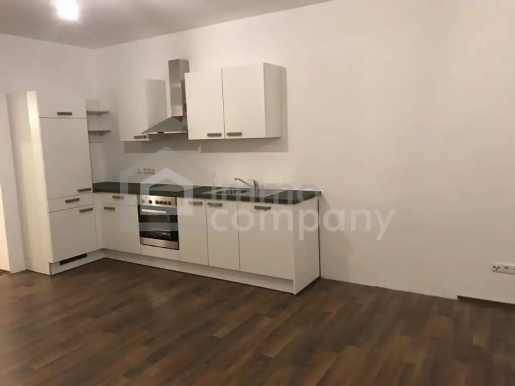 Renditeobjekt mit Potenzial: Zinshaus NÖ - 340m², vollsaniert,  großer Garten, 8 Stellplätze