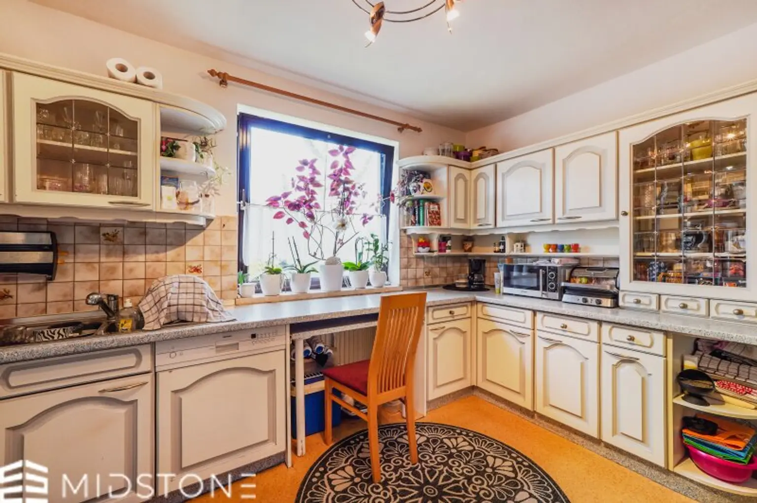 *Großzügige Maisonette Wohnung* Einzigartiges Potenzial mit Balkon und Loggia in Kapfenberg