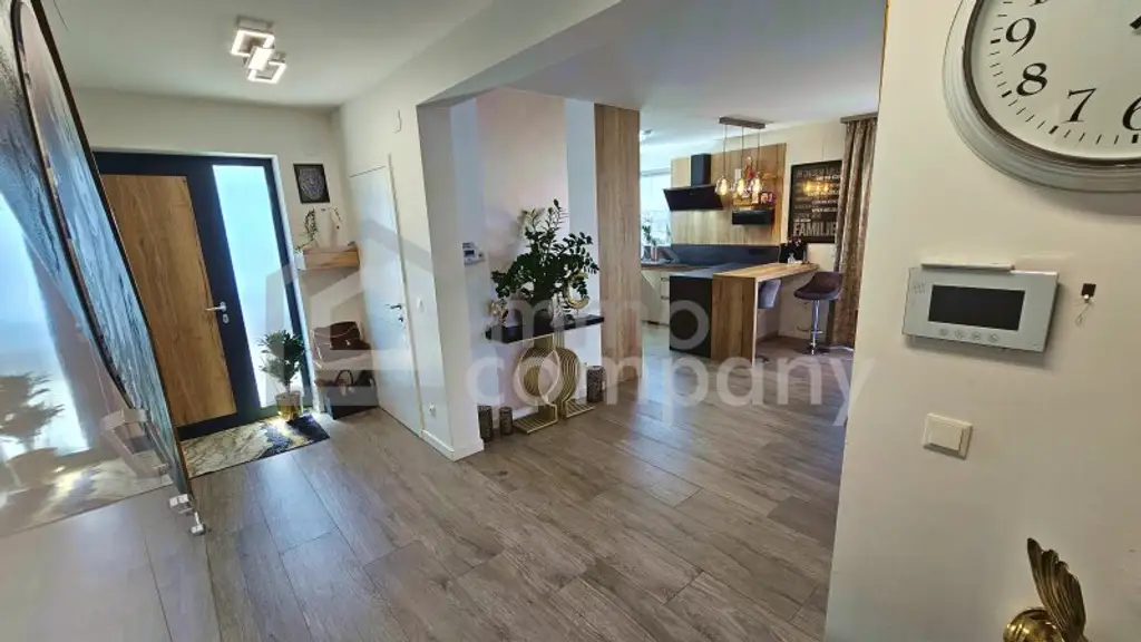 Photovoltaik, Saunahaus, Outdoordusche, Garage, 6 Zimmer, uvm. - Lifestyle hoch 10