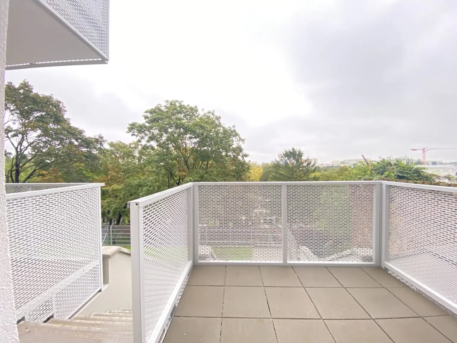 =LAURENZ= Gartenwohnung  3 Zimmer Wohnung mit Weitblick! ERSTBEZUG U3