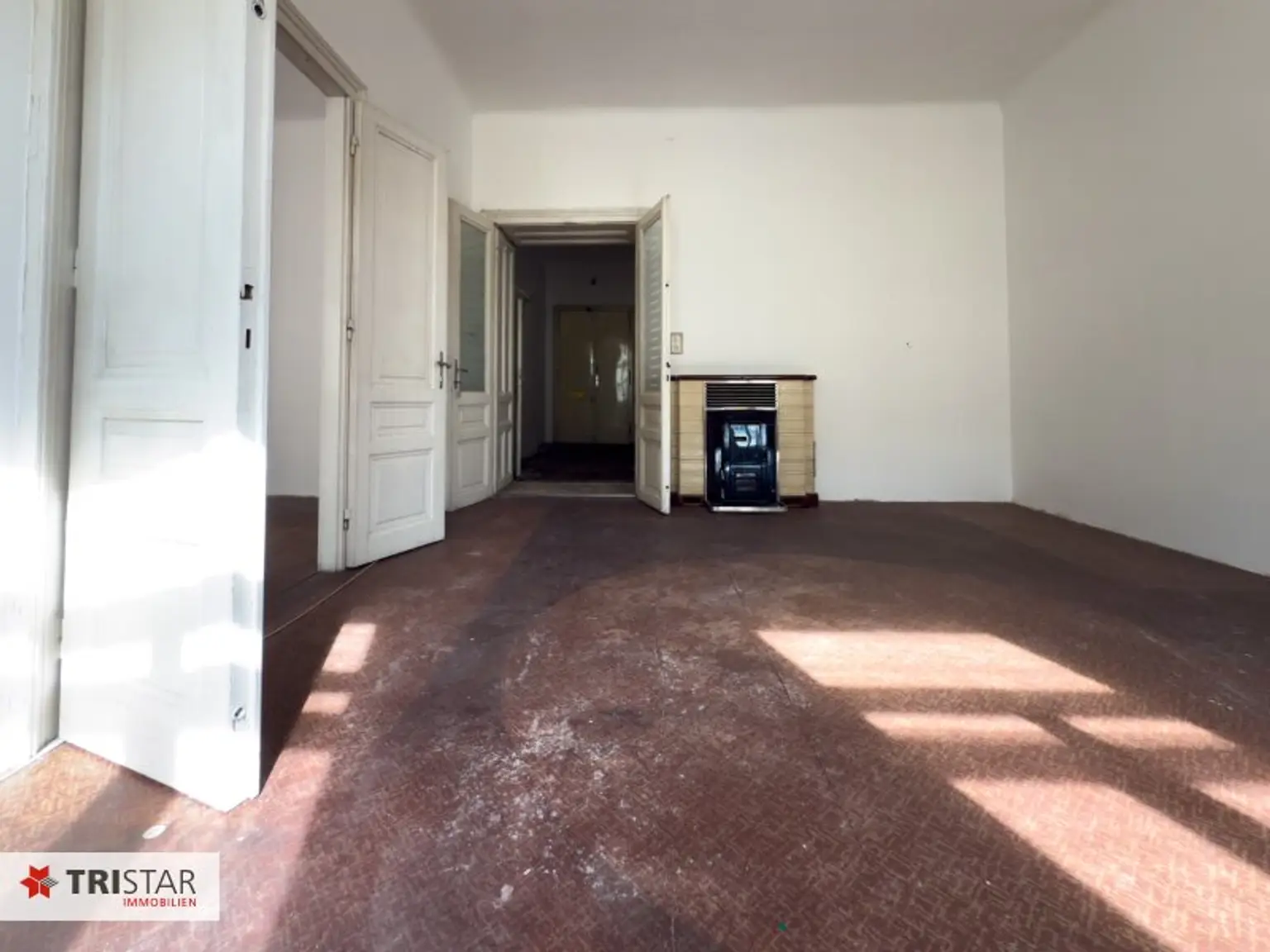 TOP::: WUNDERSCHÖNE KLASSISCHE ALTBAUWOHNUNG IN SEHR GUTER LAGE ZUM SANIEREN – TOP GRUNDRISS – Kauf in 1060 Wien:::