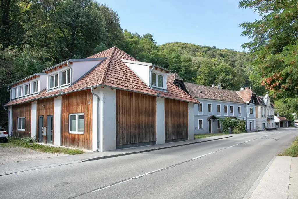 Ihre Kapitalanlage in Krems-Rehberg: Zinshaus mit Potential