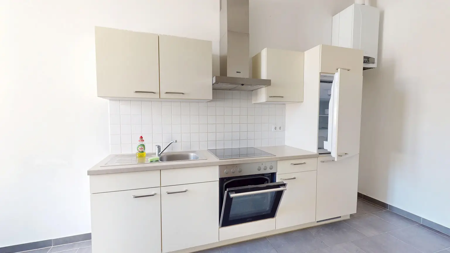 Rembrandtstraße: Augarten Nähe - Ruhelage - Geräumige 2 Zimmerwohnung im 3. Stock ohne Lift