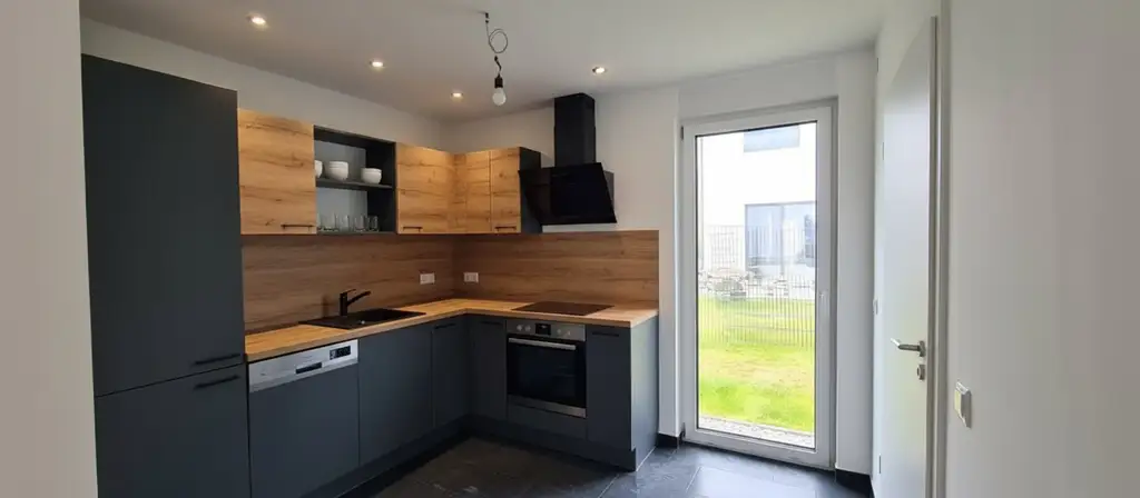 Letzte Chance auf diesen Preis! Nächstes Jahr wird es teurer! Nur noch 2 moderne Doppelhaushälften verfügbar!