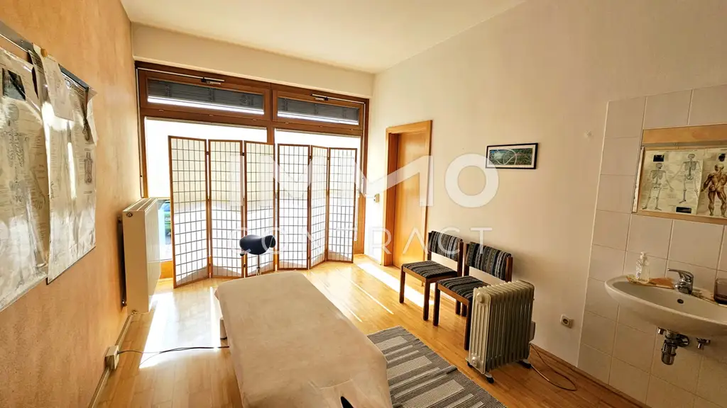 Behagliches Zuhause mit Weit- und Ausblick – Wohnen und Arbeiten in natürlichem Ambiente