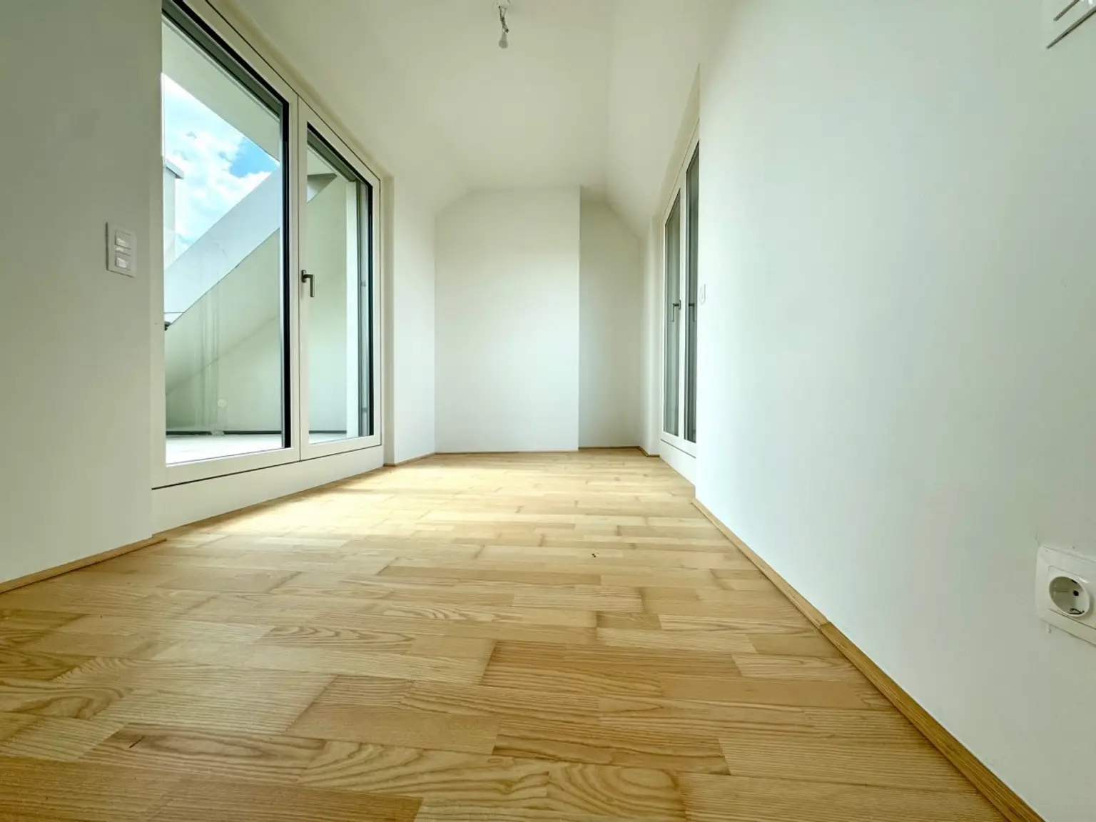 I | ++ NEU ++ Moderne WOHNUNG mit Galerie und PRIVATER TERRASSE | Prima Service Immobilien