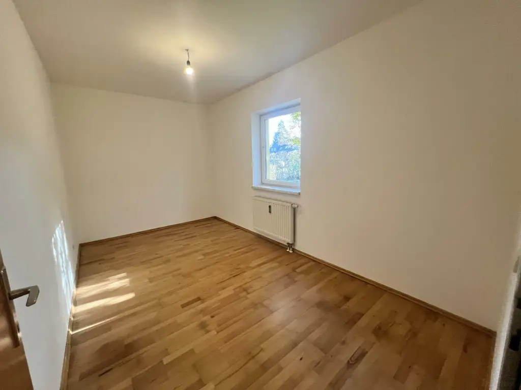 Gartenwohnung - Charmante 2 Zimmer, extra Küche, inkl. Stellplatz  ++Videorundgang++