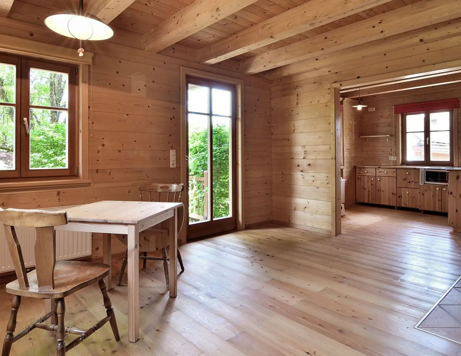 Holzhaus in der Nähe des Attersees zu kaufen!