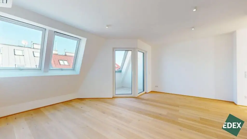 ERSTBEZUG | Traumhafte 2-Zimmer DG-Wohnung mit Loggia & Terrasse in den ruhigen Innenhof